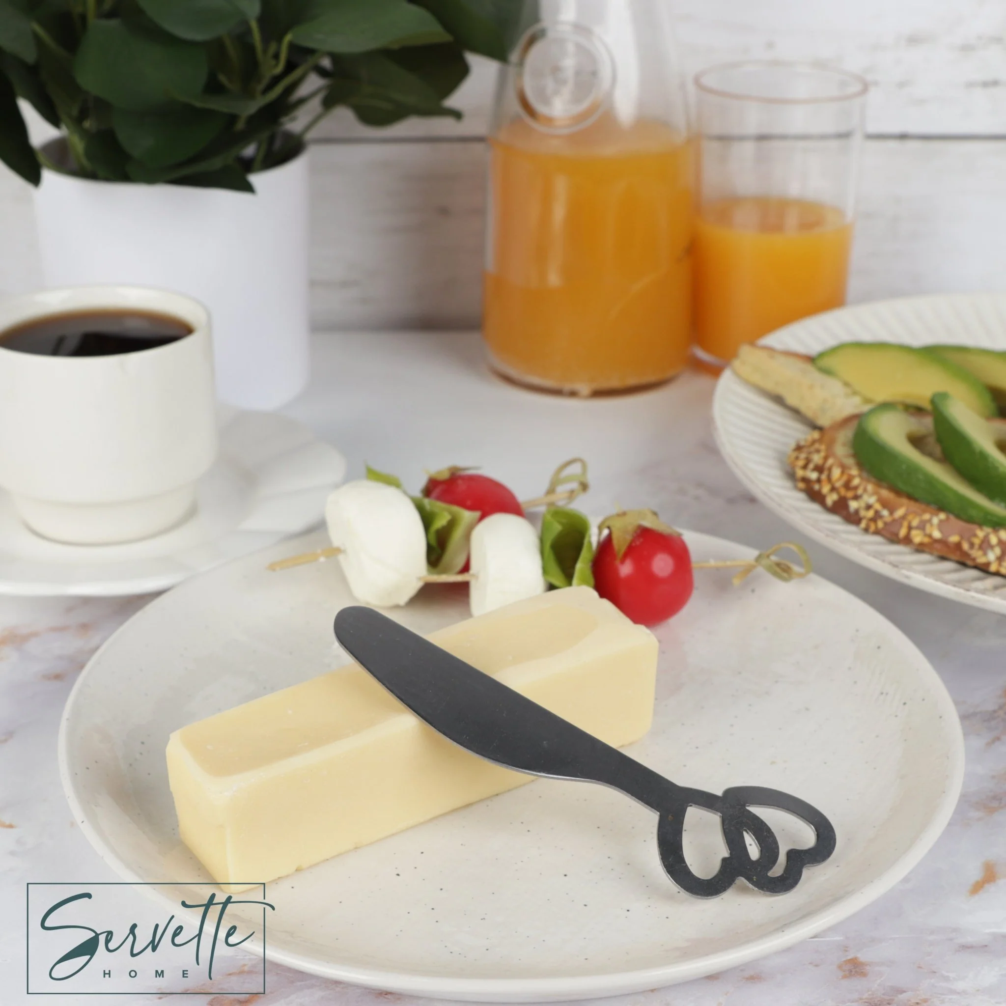 Cheese Knife and Butter Spreader – Heart Design – Set of 2 - Image 4