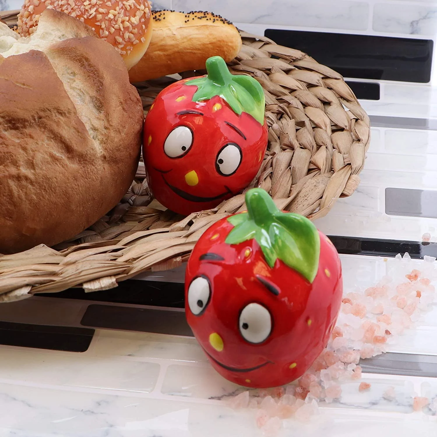 Strawberry Salt and Pepper Shaker - Image 4